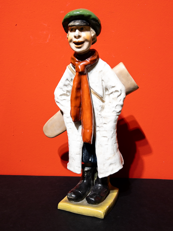 Amphora,Elvir Otto, the Golf Caddy