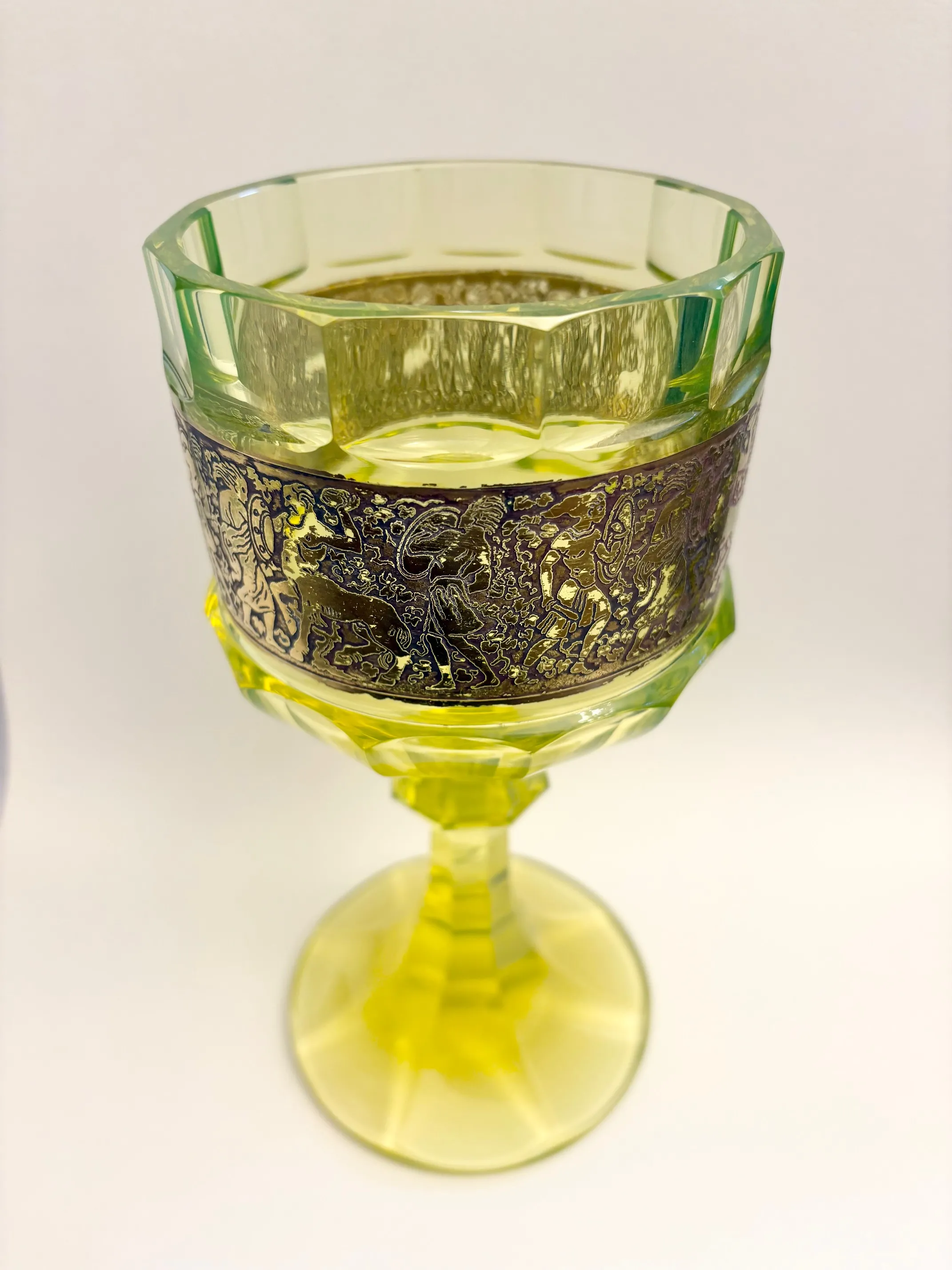 Pohár – uranové sklo s oroplastikou, Moser - 2