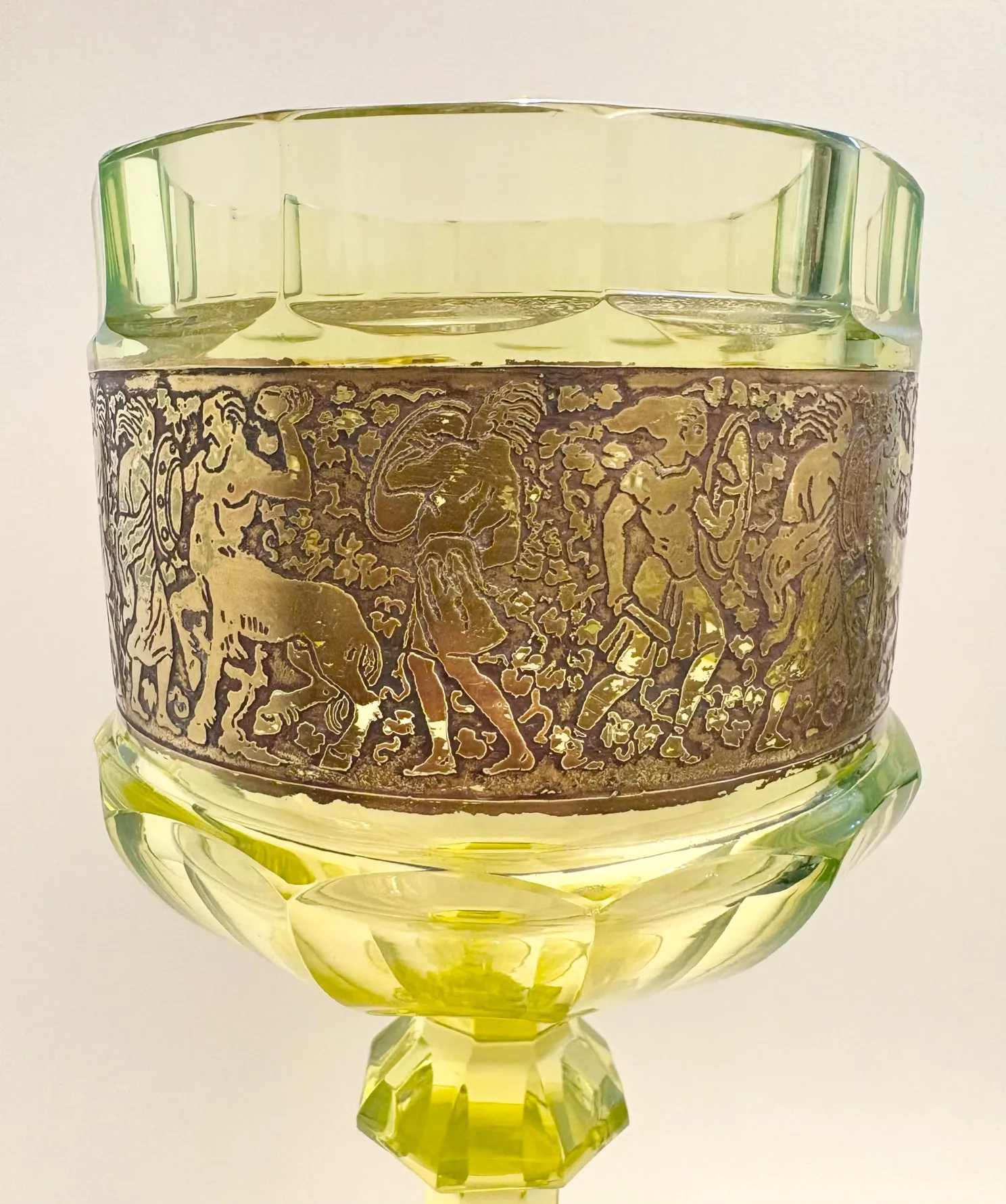 Pohár – uranové sklo s oroplastikou, Moser - 4