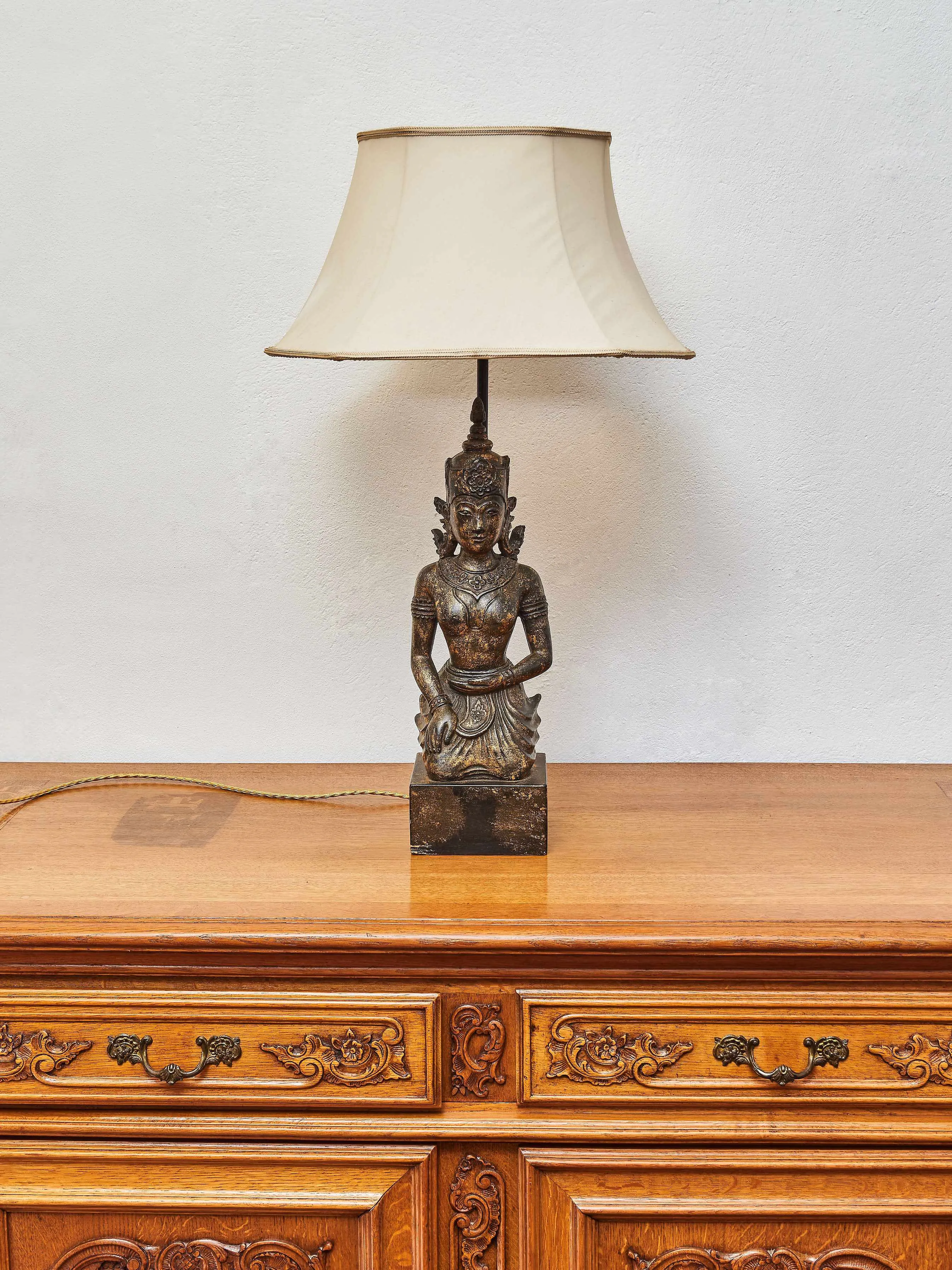 Lampa s Buddhou - 3