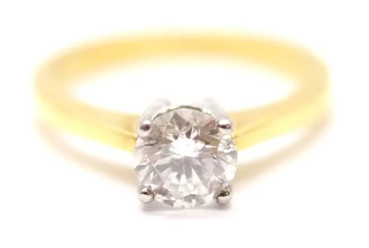 Zlatý prsten s diamantem - 1