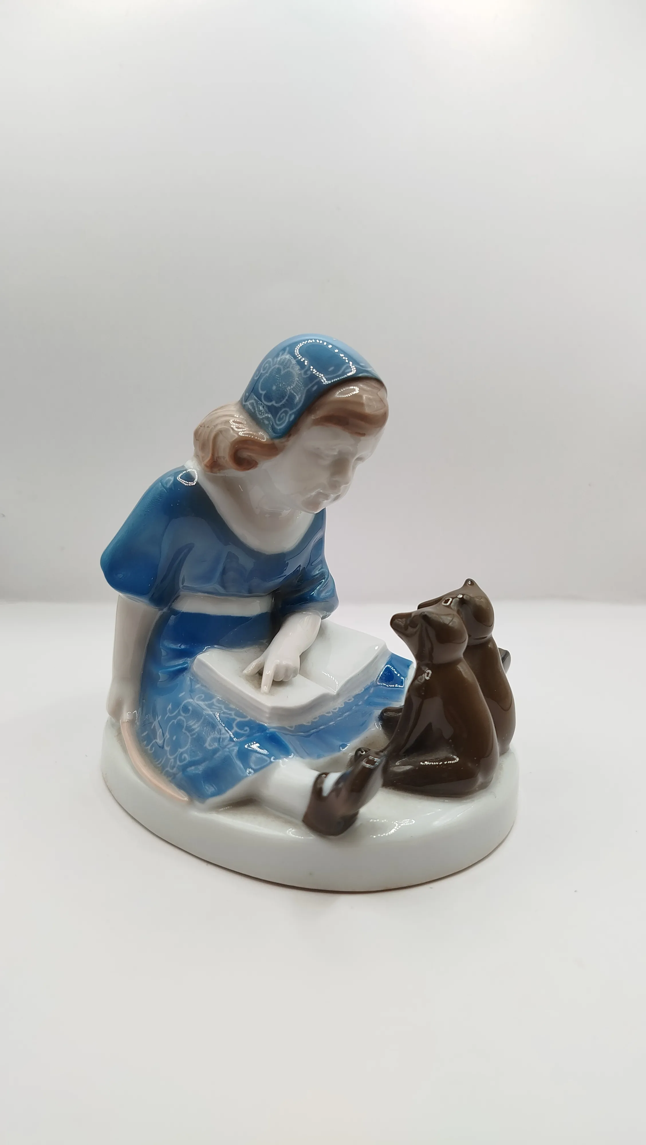 Škola pro medvídky – Rosenthal - 4