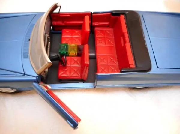Hračka autíčko značka Schuco – model Cadillac de Ville - 3