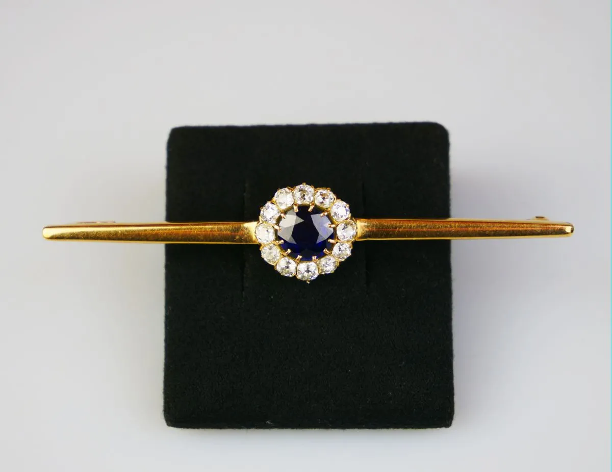 Zlatá brož s přírodním safírem a diamanty - 5