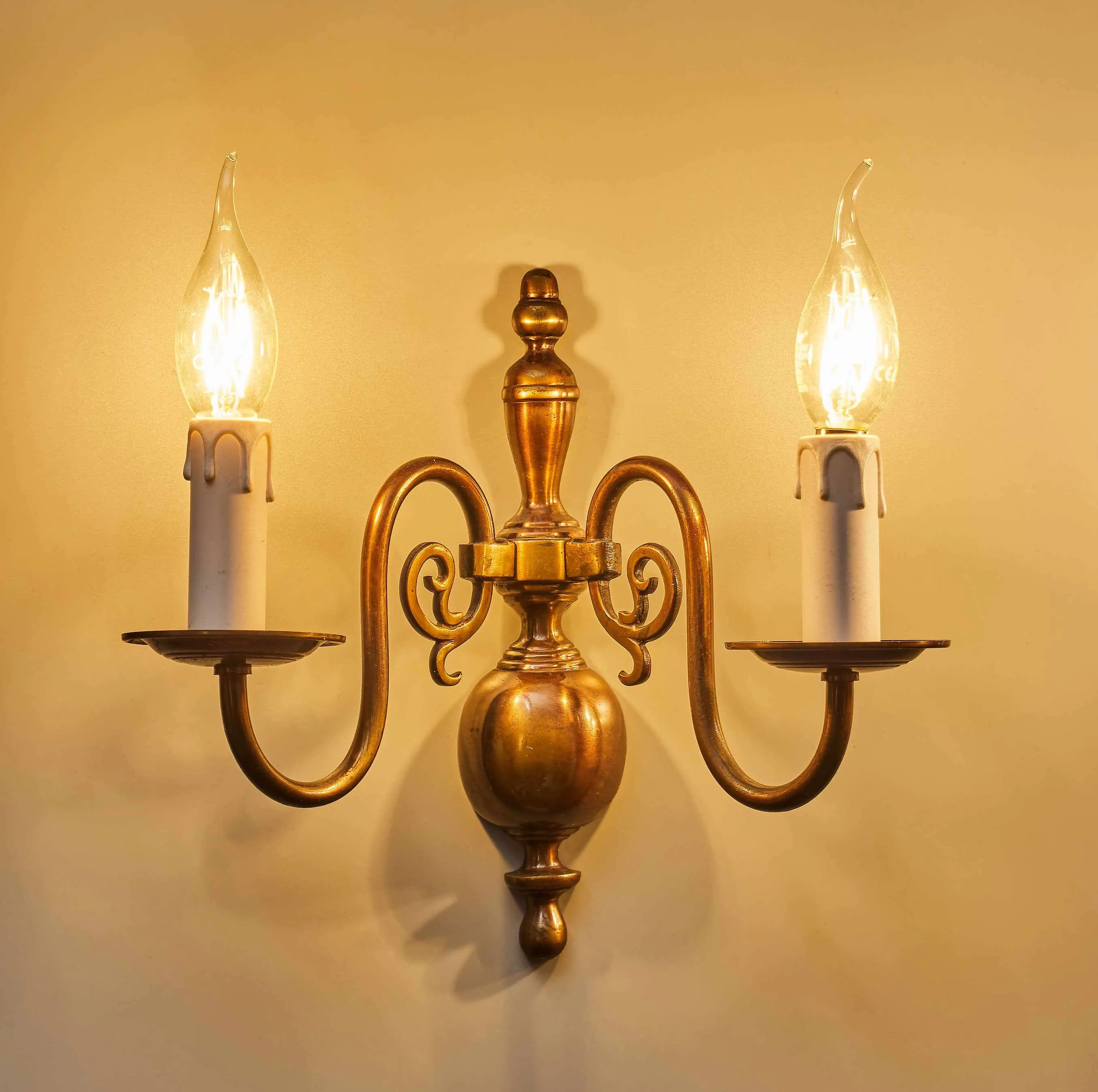 Párové vlámské apliky – nástěnné lampy - 4