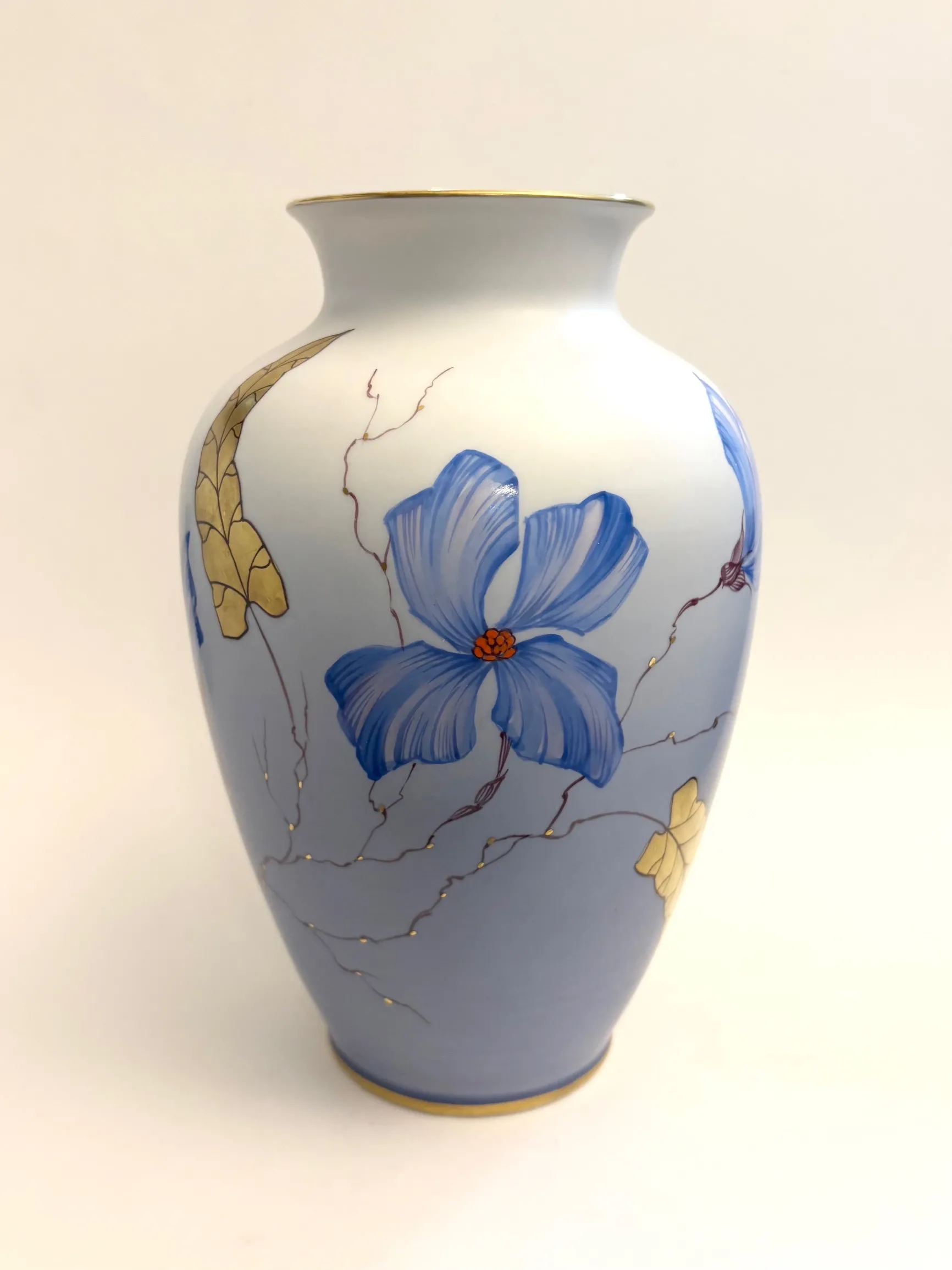 Porcelánová váza s květinovým motivem - Rosenthal