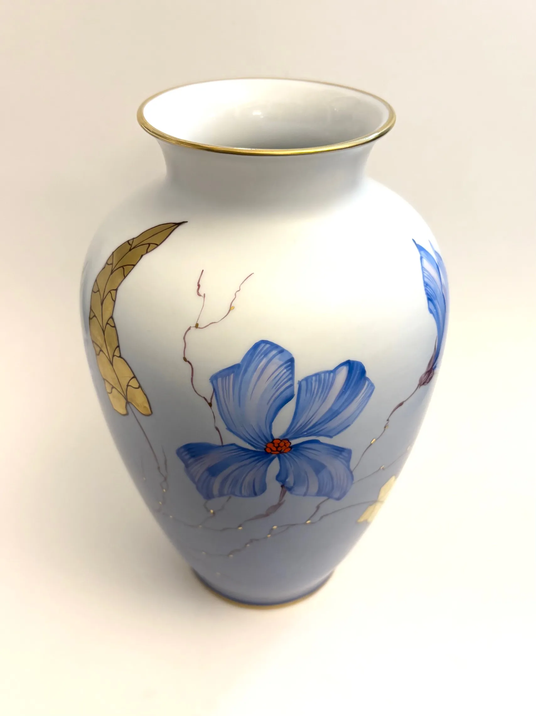 Porcelánová váza s květinovým motivem – Rosenthal - 2