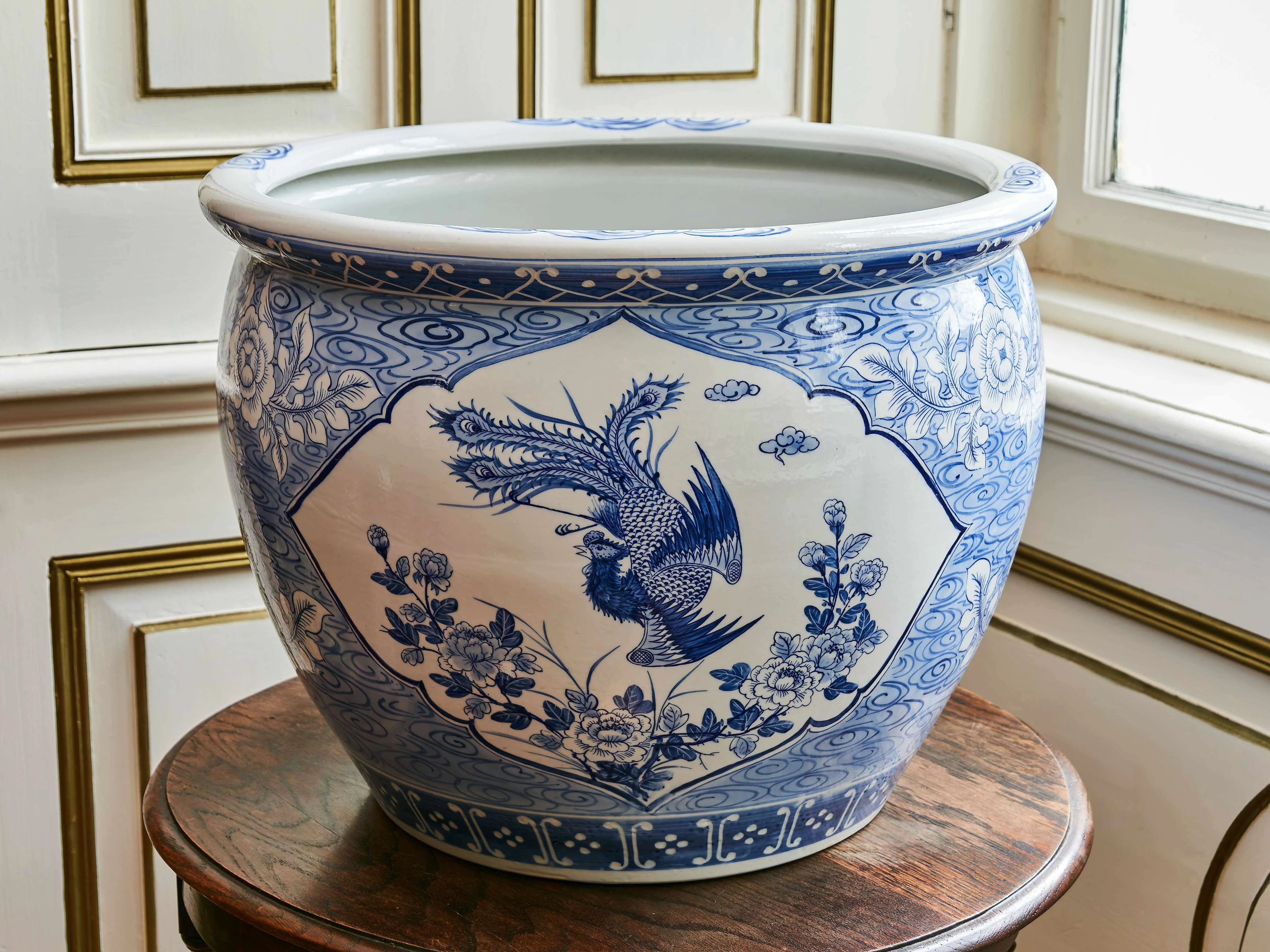 Čínský ručně malovaný porcelánový květináč – kobaltová modř, Ø 47,5 cm - 7