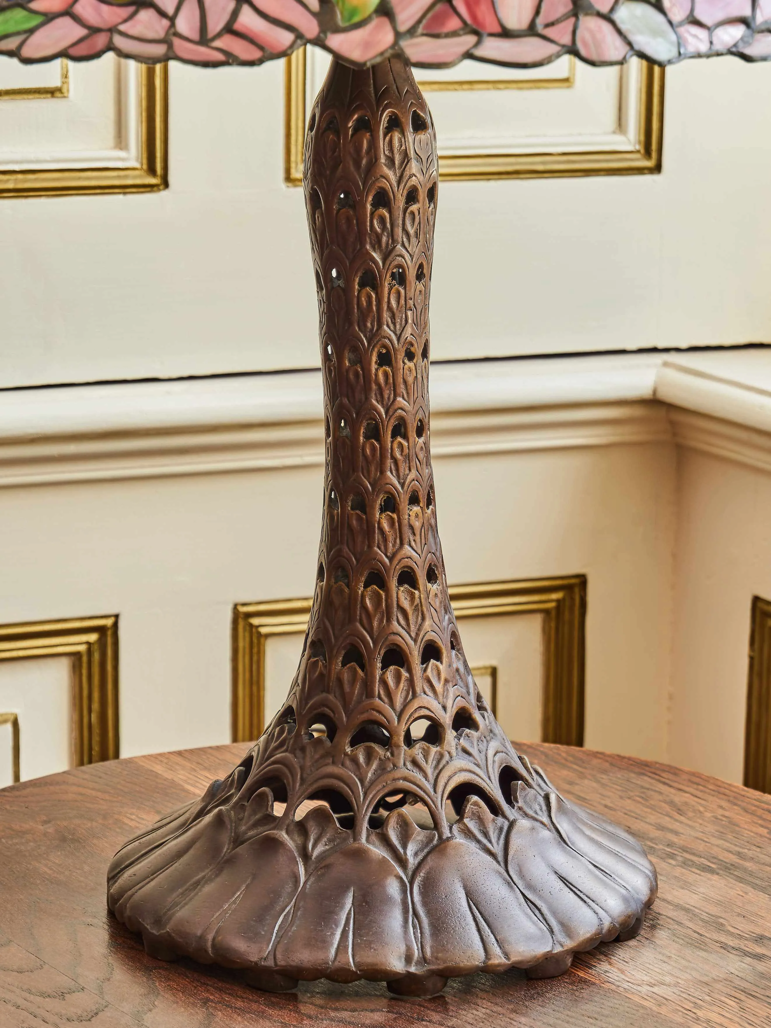Tiffany stolní lampa s vitrážovým stínidlem – výška 84 cm - 4