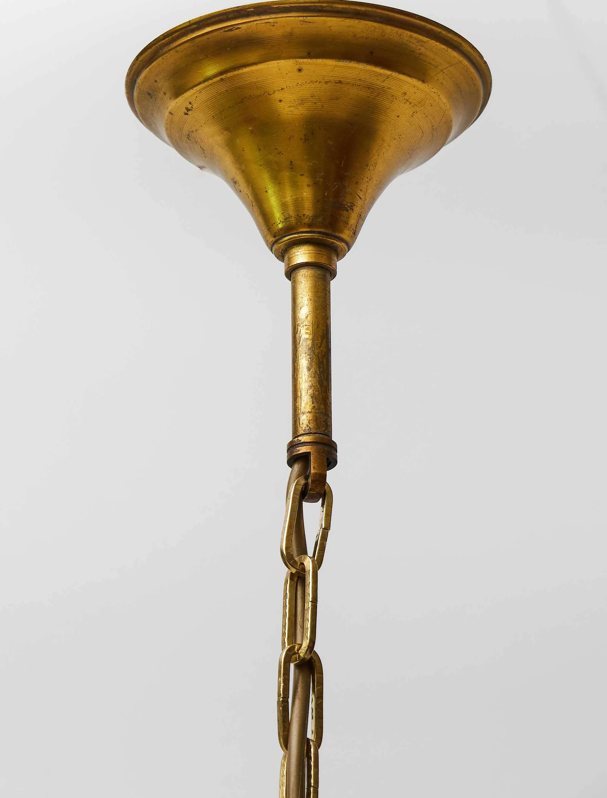 Elegantní holandský šestiramenný lustr z lité mosazi, kolem roku 1920 - 7