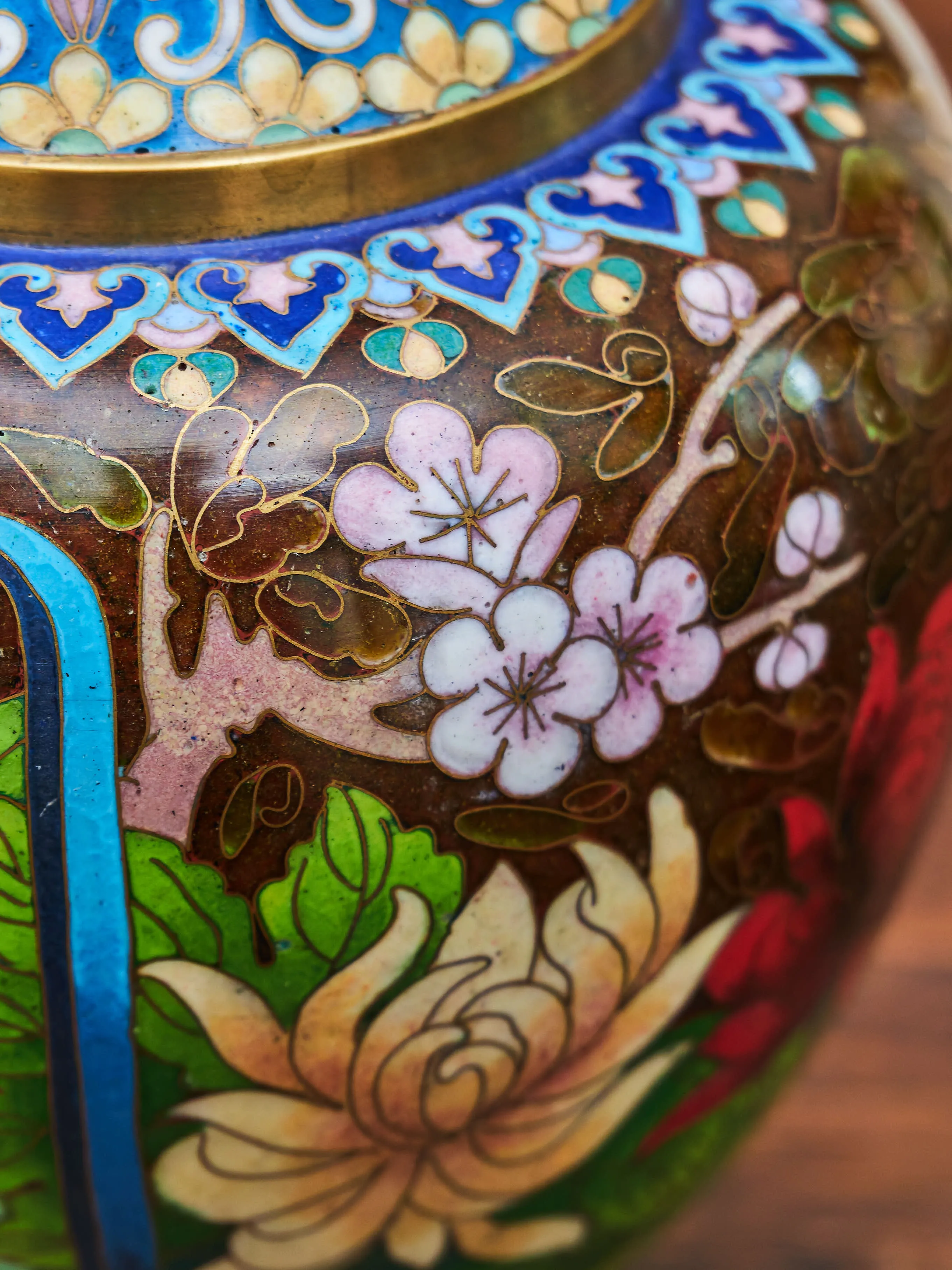 Cloisonné vázy – hnědé, ručně zdobené - 4