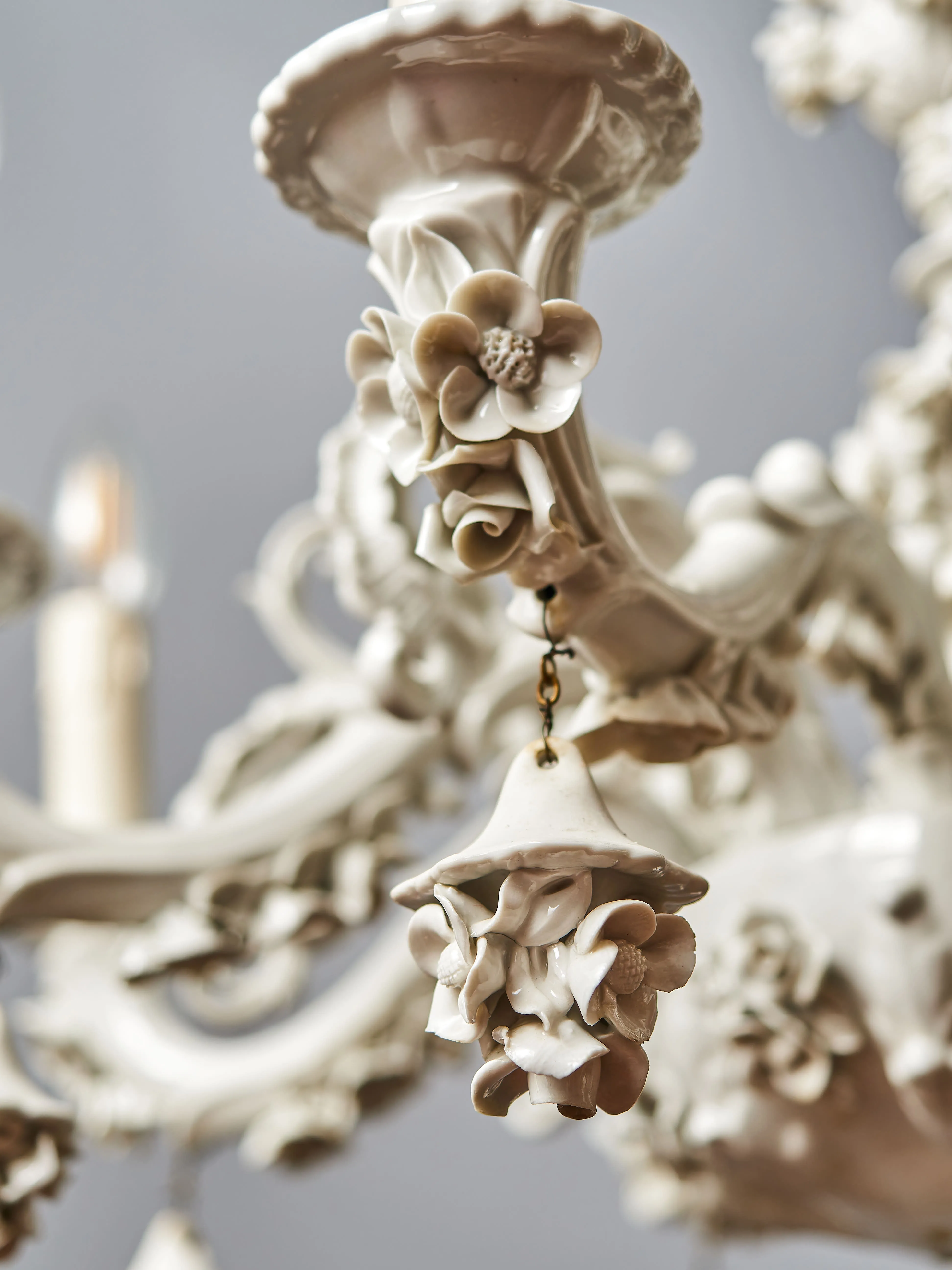 Osmiramenný porcelánový lustr Neapol Capodimonte - 6