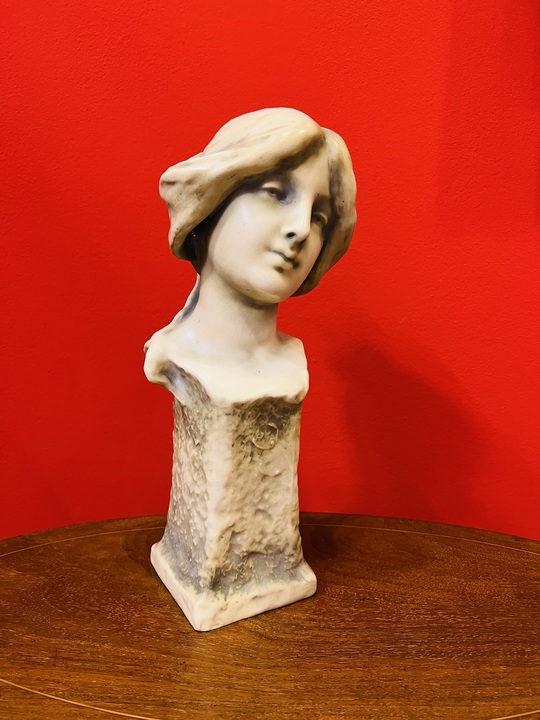 Amphora,R.St.K., Secesní busta