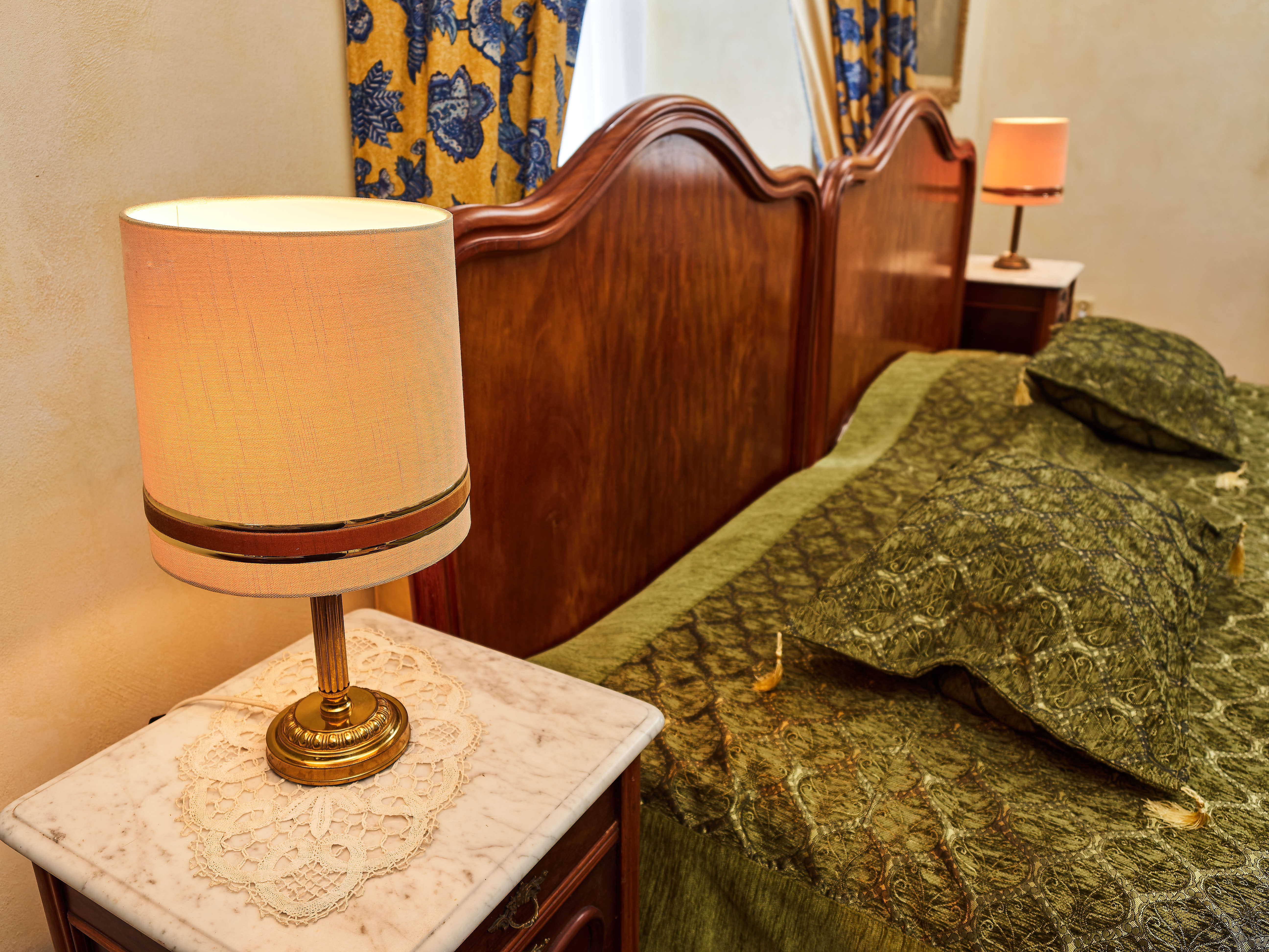 Vintage stolní lampičky na noční stolek - 2