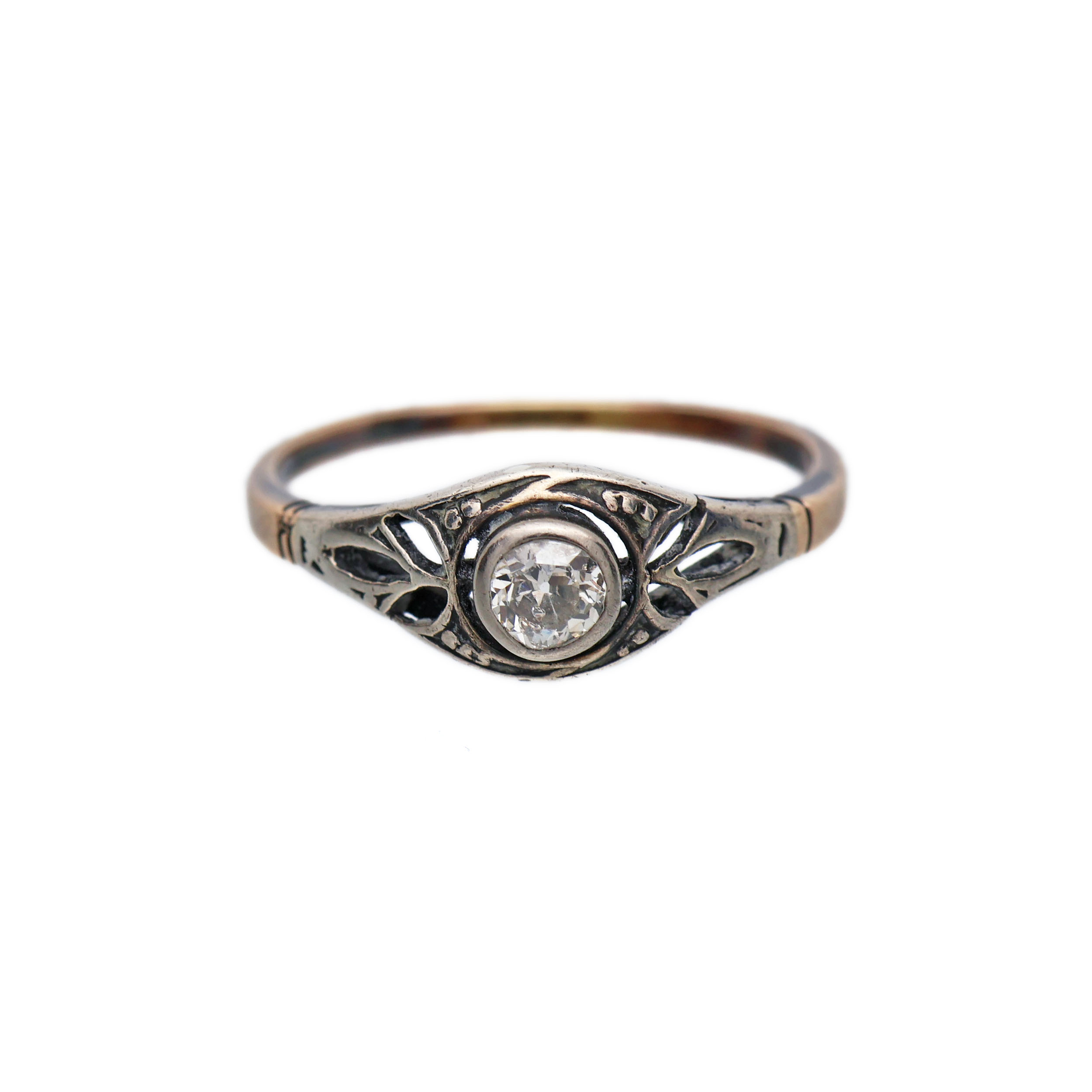 Art deco zlatý prsten s přírodním diamantem