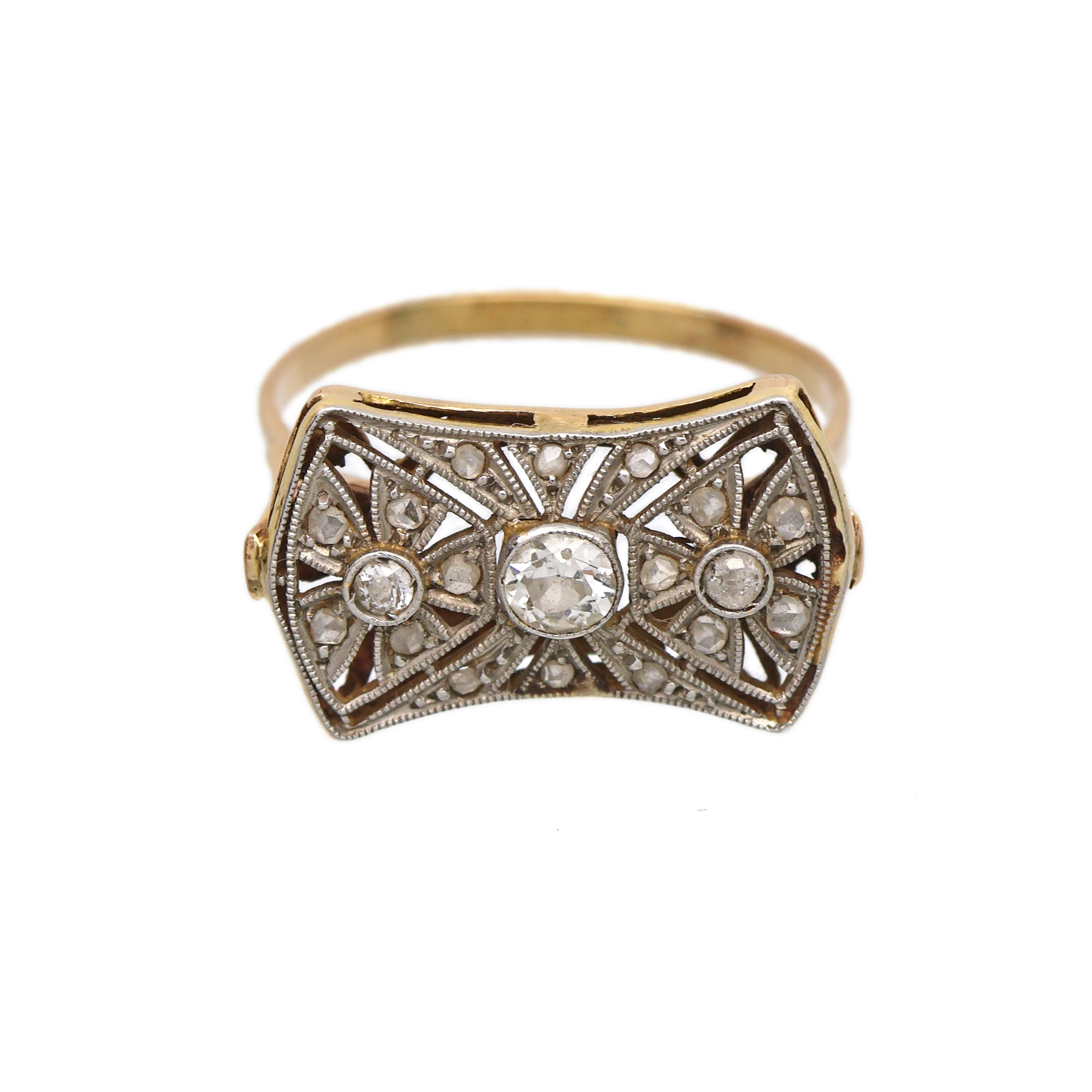 Art deco zlatý platinový prsten s diamanty