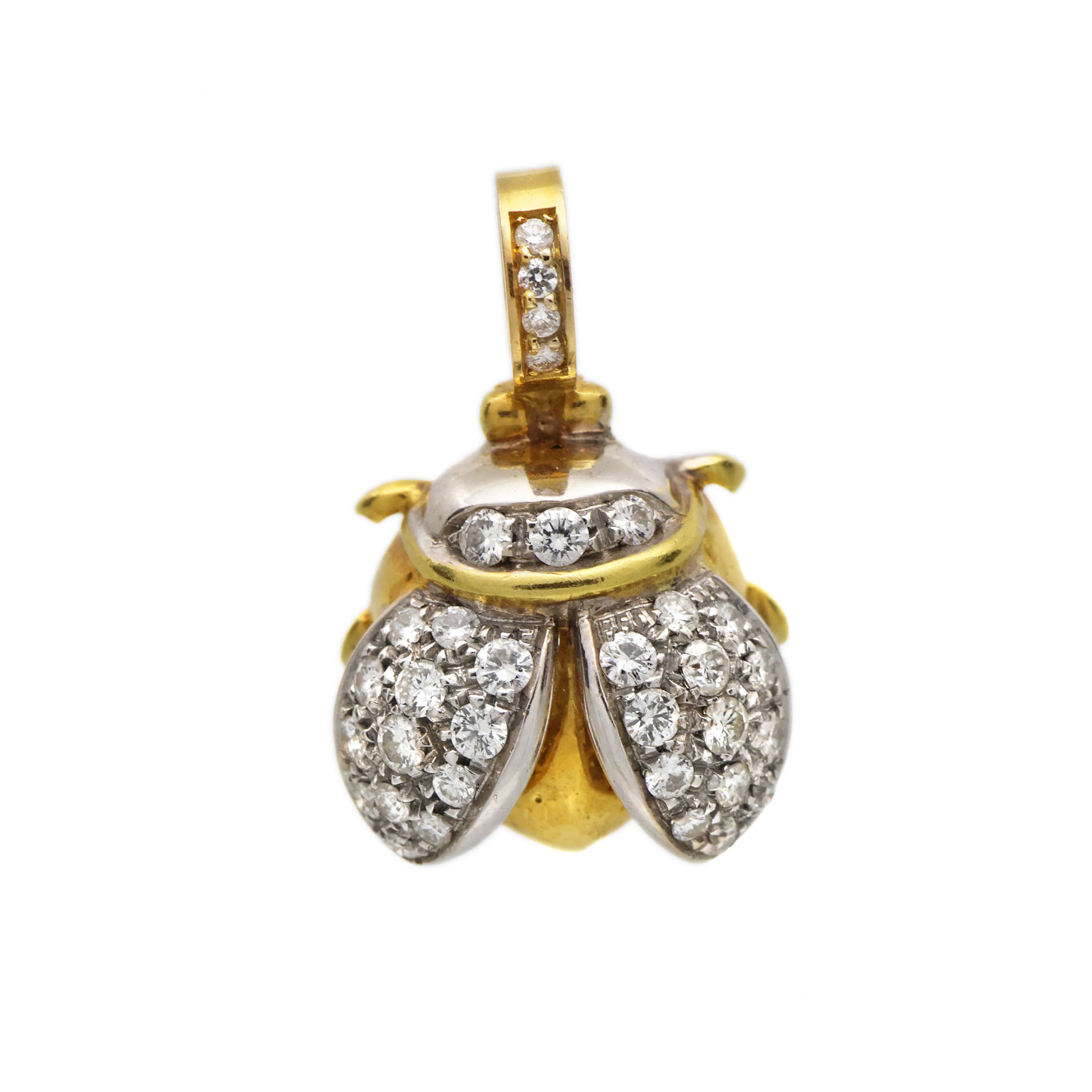 Zlatý přívěšek ve tvaru brouka s brilianty