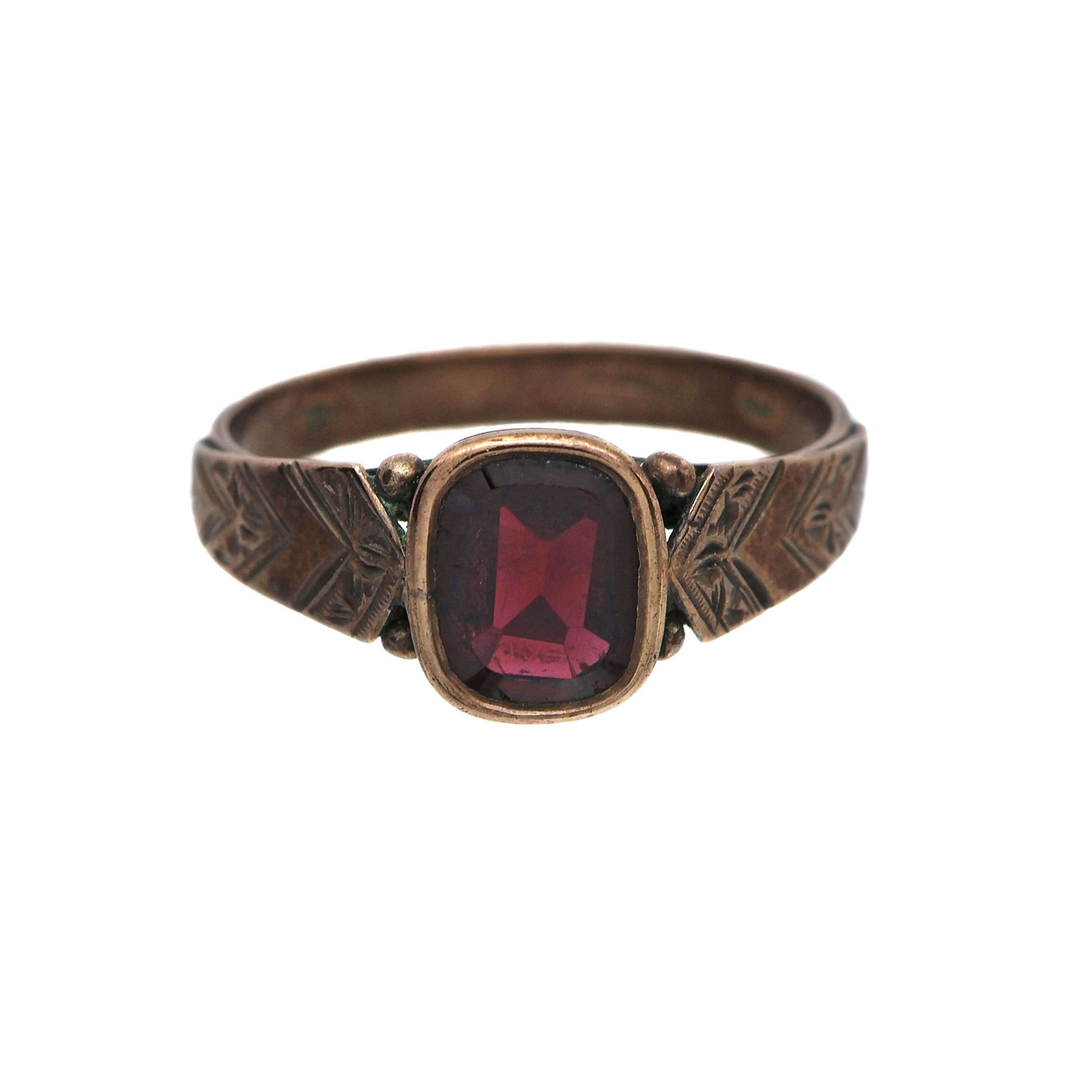 Starožitný zlatý prsten s přírodním almandinem