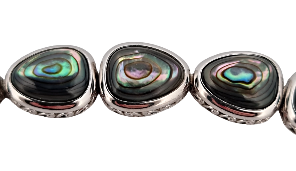 Stříbrný zdobený náramek s perletí Abalone