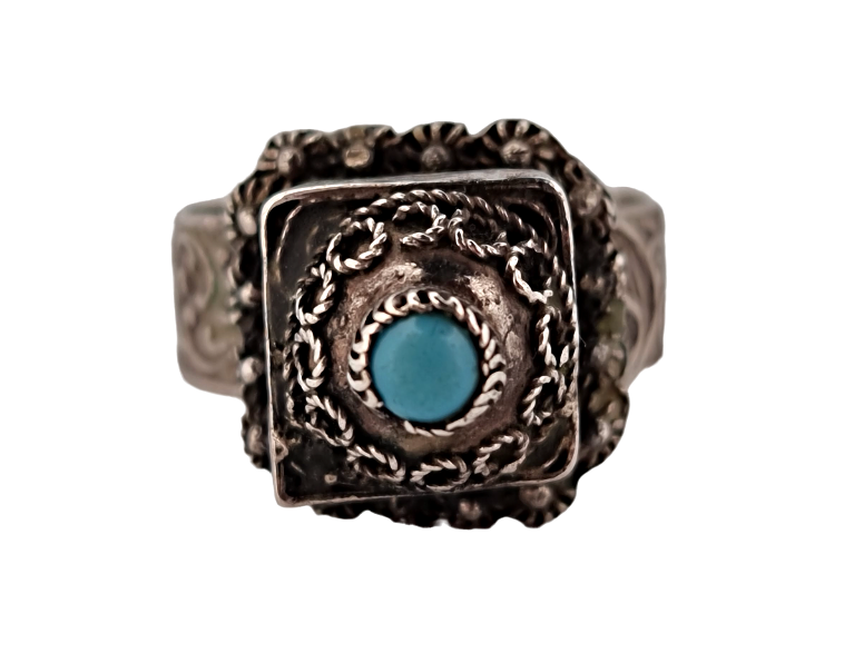 Starý stříbrný arabský prsten s tyrkysem