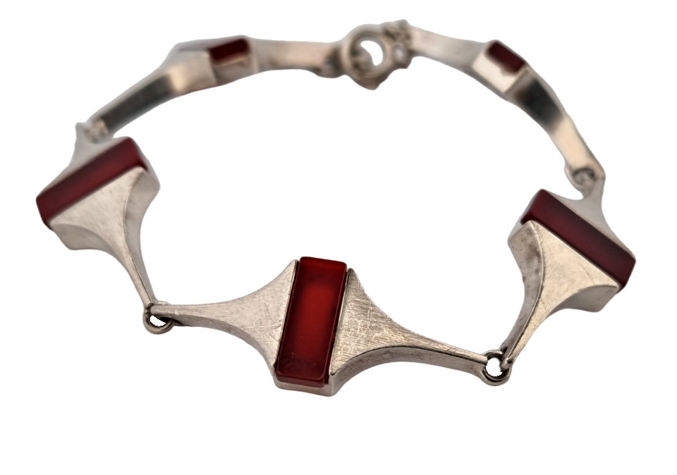 Stříbrný Art Deco náramek s karneolem