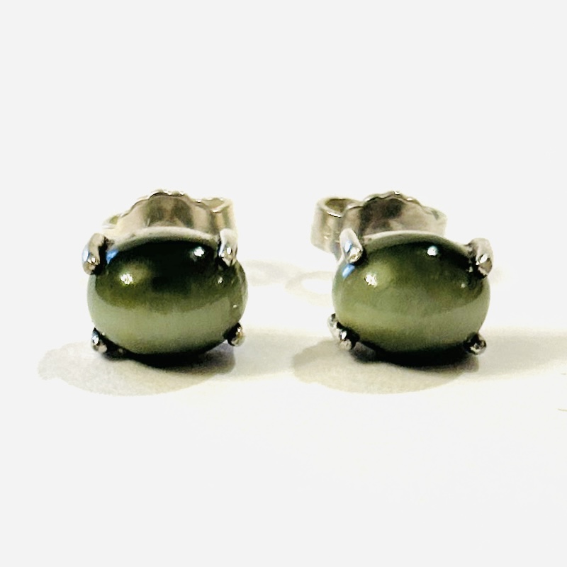 Stříbrné náušnice s chrysoberyly