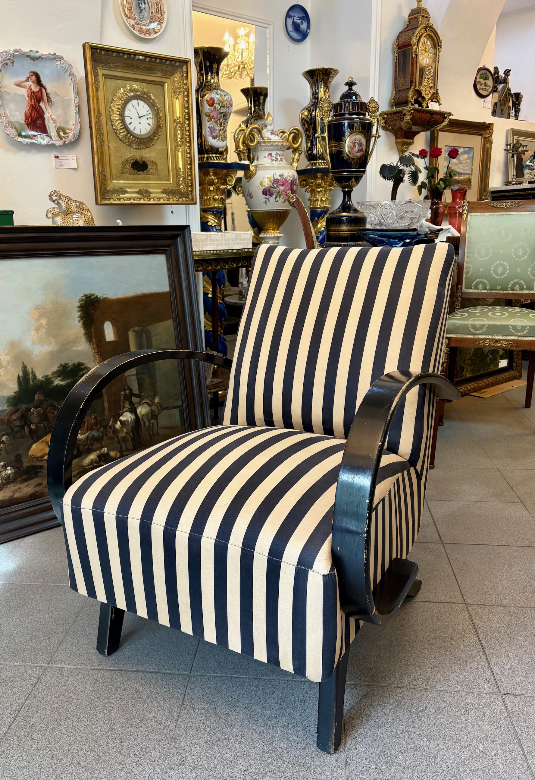 Křeslo – Halabala