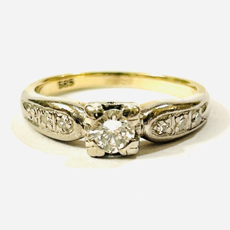 Zlatý art-deco prsten diamanty