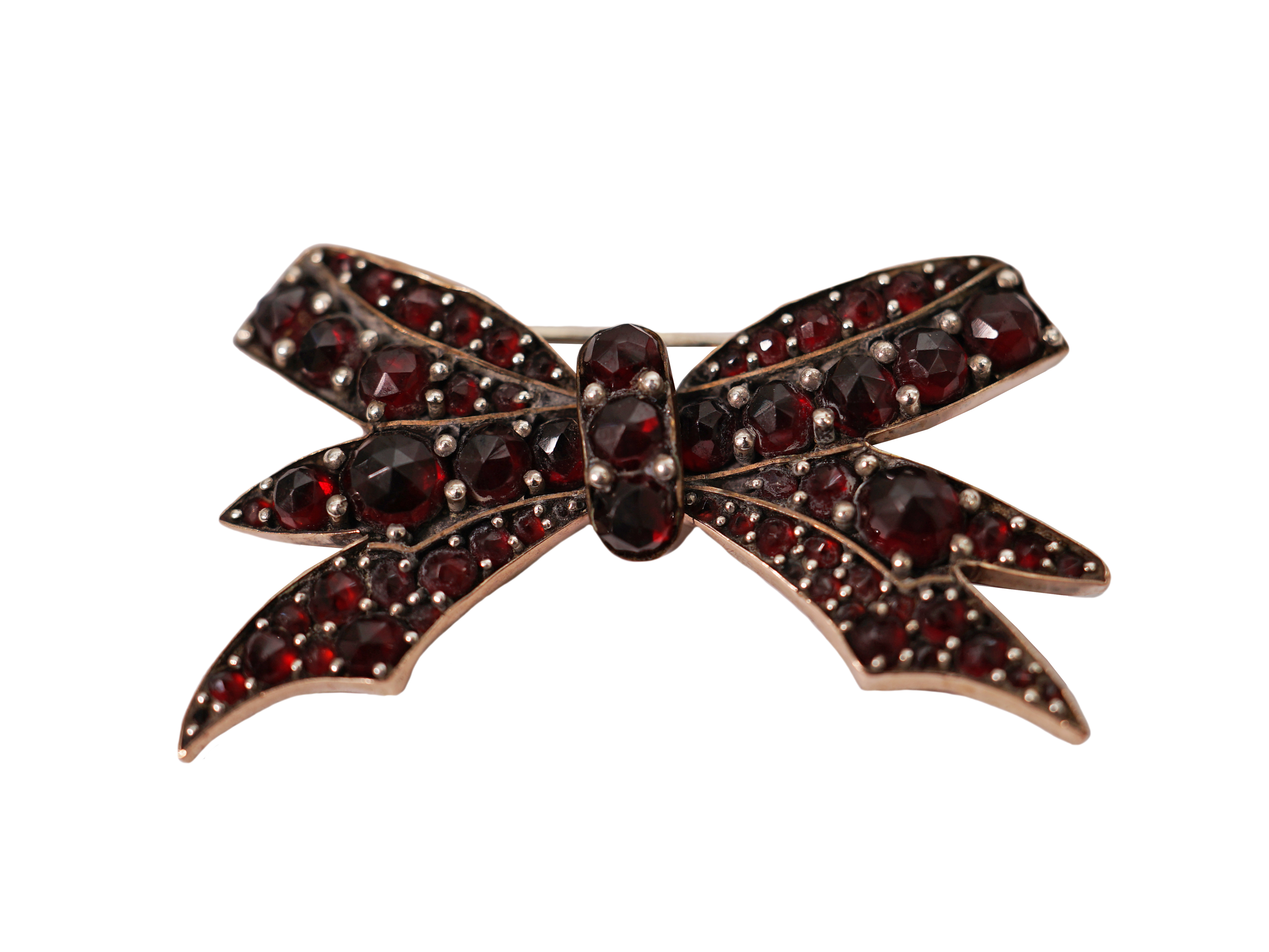 Brož s českými granáty