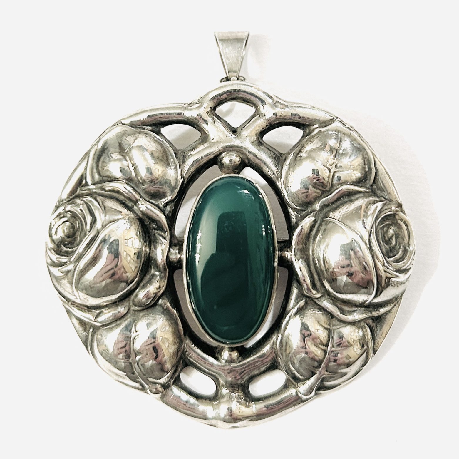 Stříbrná secesní brož/přívěšek s chryzoprasem – Dänische Kunstschmiede