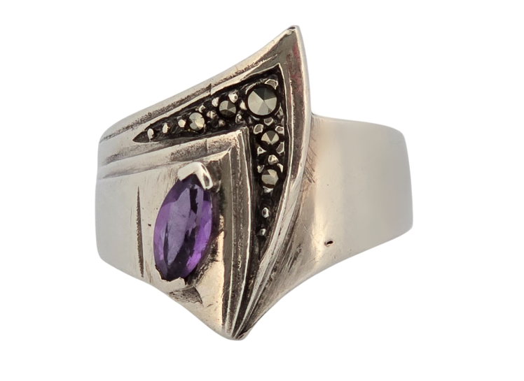 Autorský stříbrný prsten art deco s ametystem