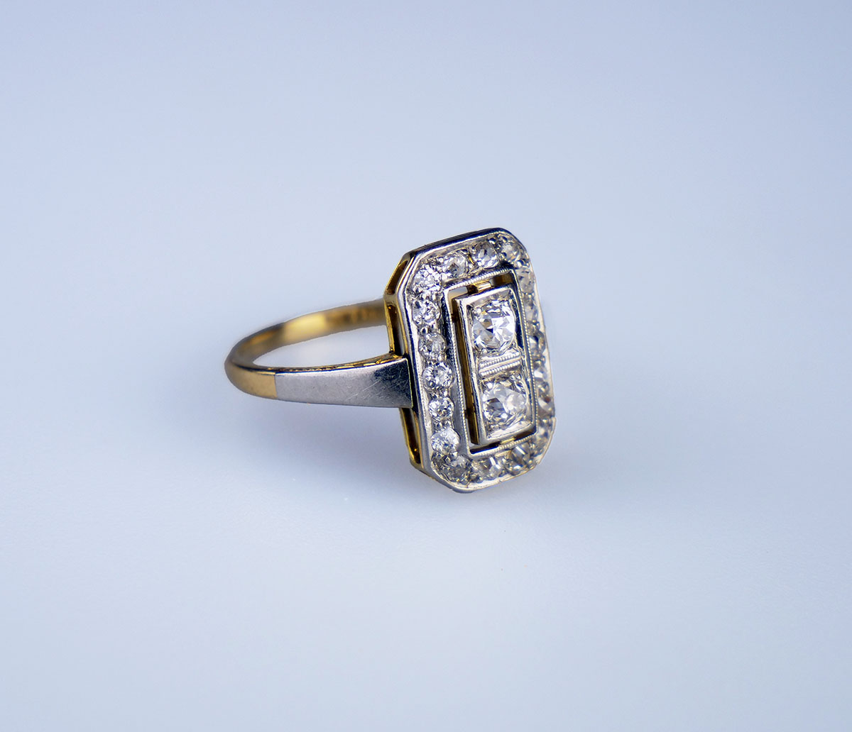 Zlatý art-deco prsten s diamanty