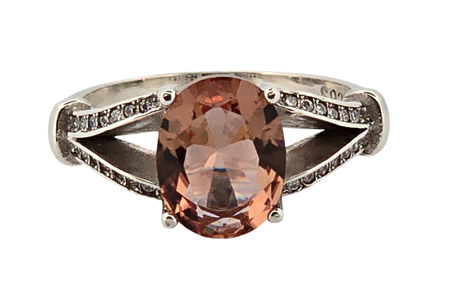 Stříbrný prsten se sultanitem a zirkony