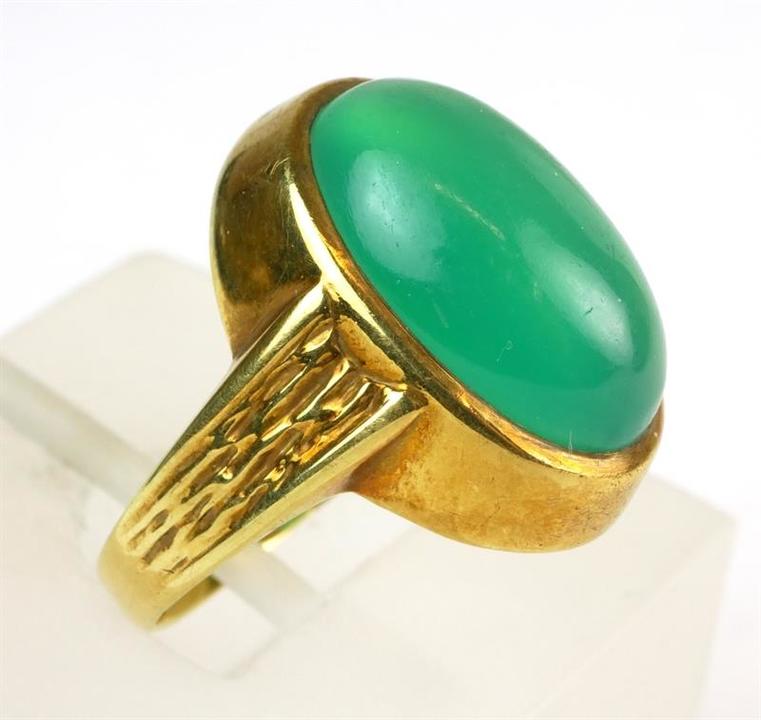 Zlatý prsten s chryzoprasem