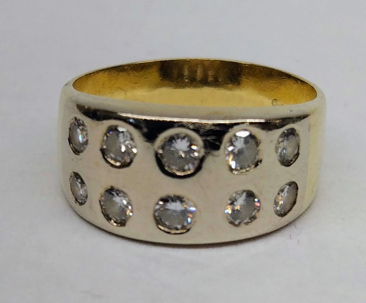 Zlatý prsten s diamanty