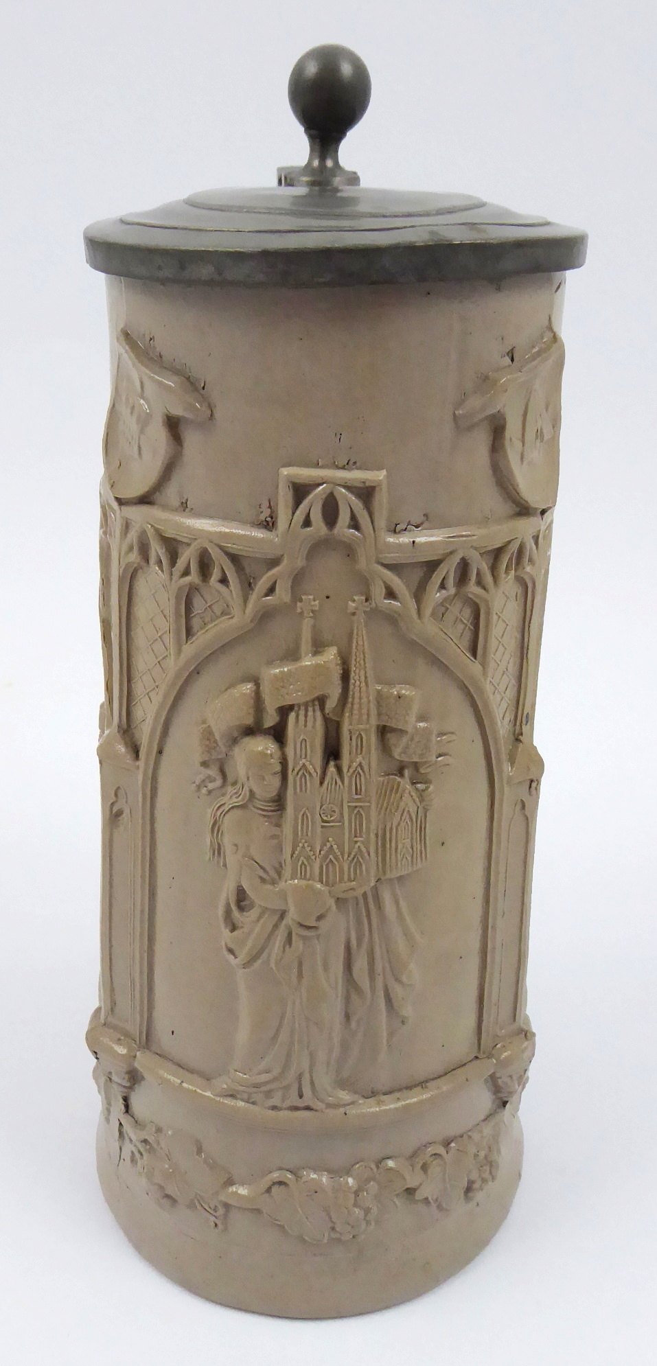 Pamětní korbel s katedrálou v Regensburgu