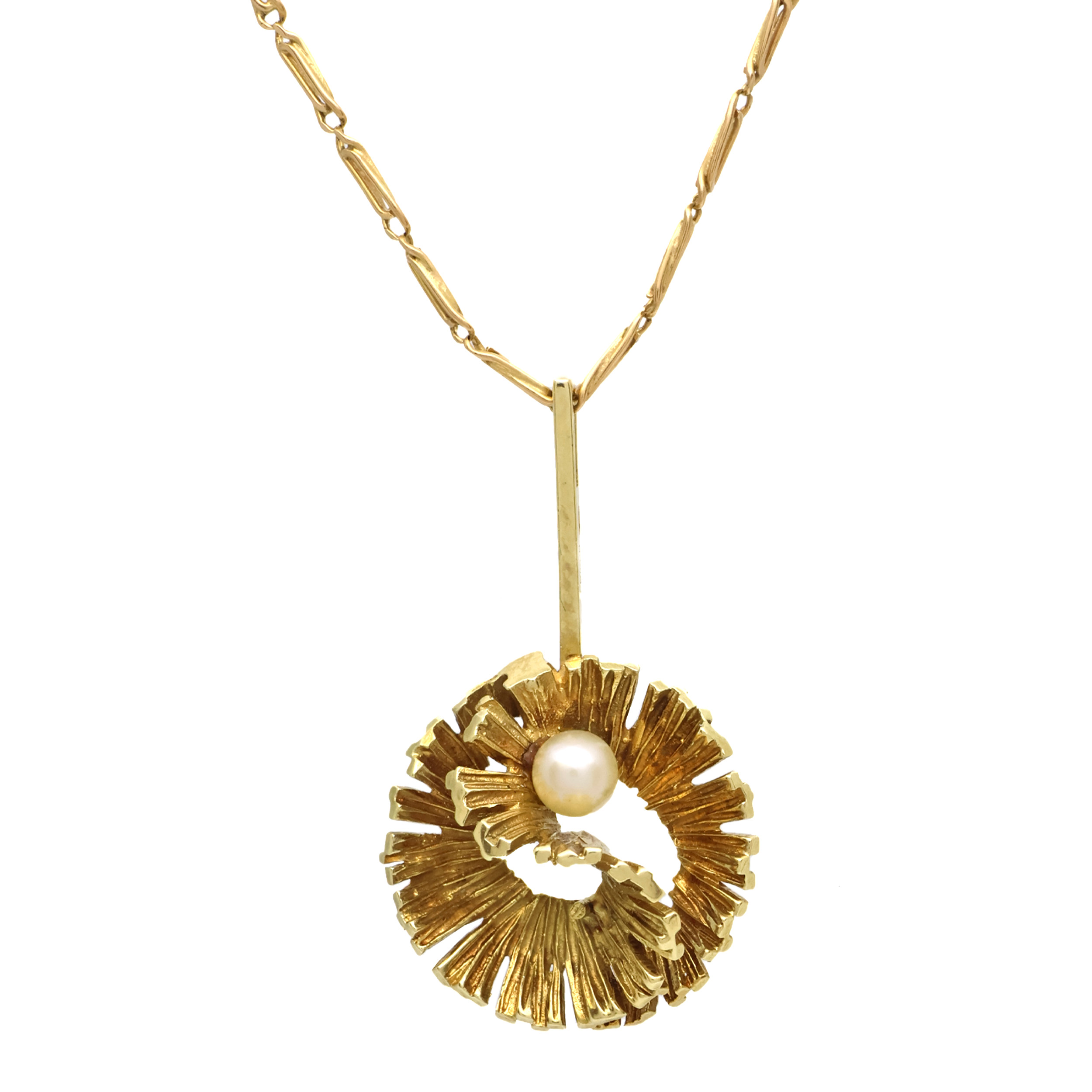 Zlatý designový přívěsek s řetízkem a perlou