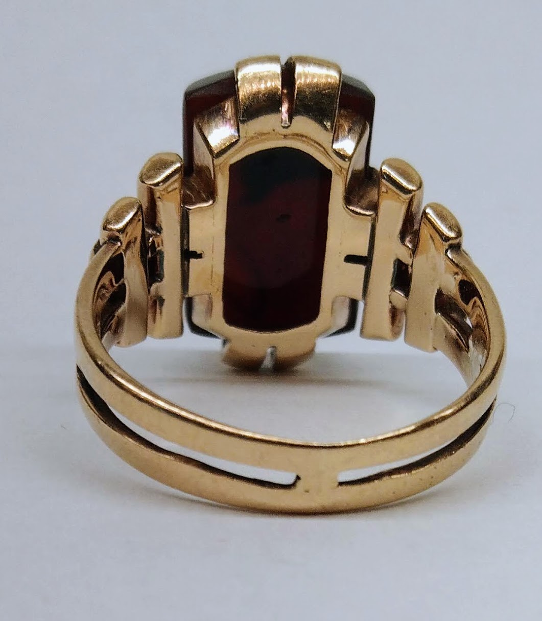 Zlatý prsten s intaglií v onyxu - 4