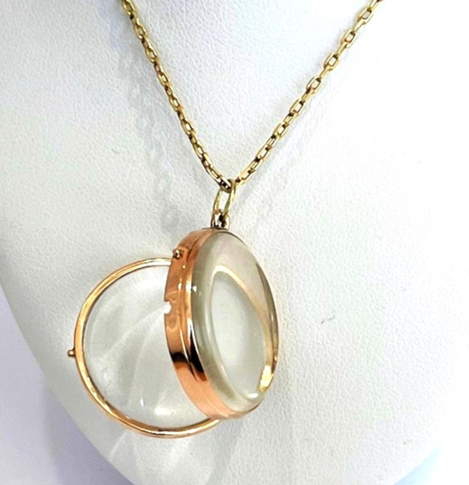 Starožitný zlatý otvírací medailonek s řetízkem 8,84 gr punc Čejka.