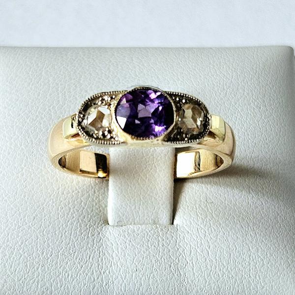 Zlatý prsten ze 14 karátového zlata s diamanty 5,79 gramů