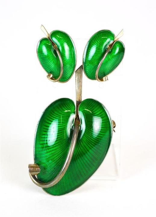 Volner Bahner, Dánsko Stříbrná souprava, Brož a náušnice