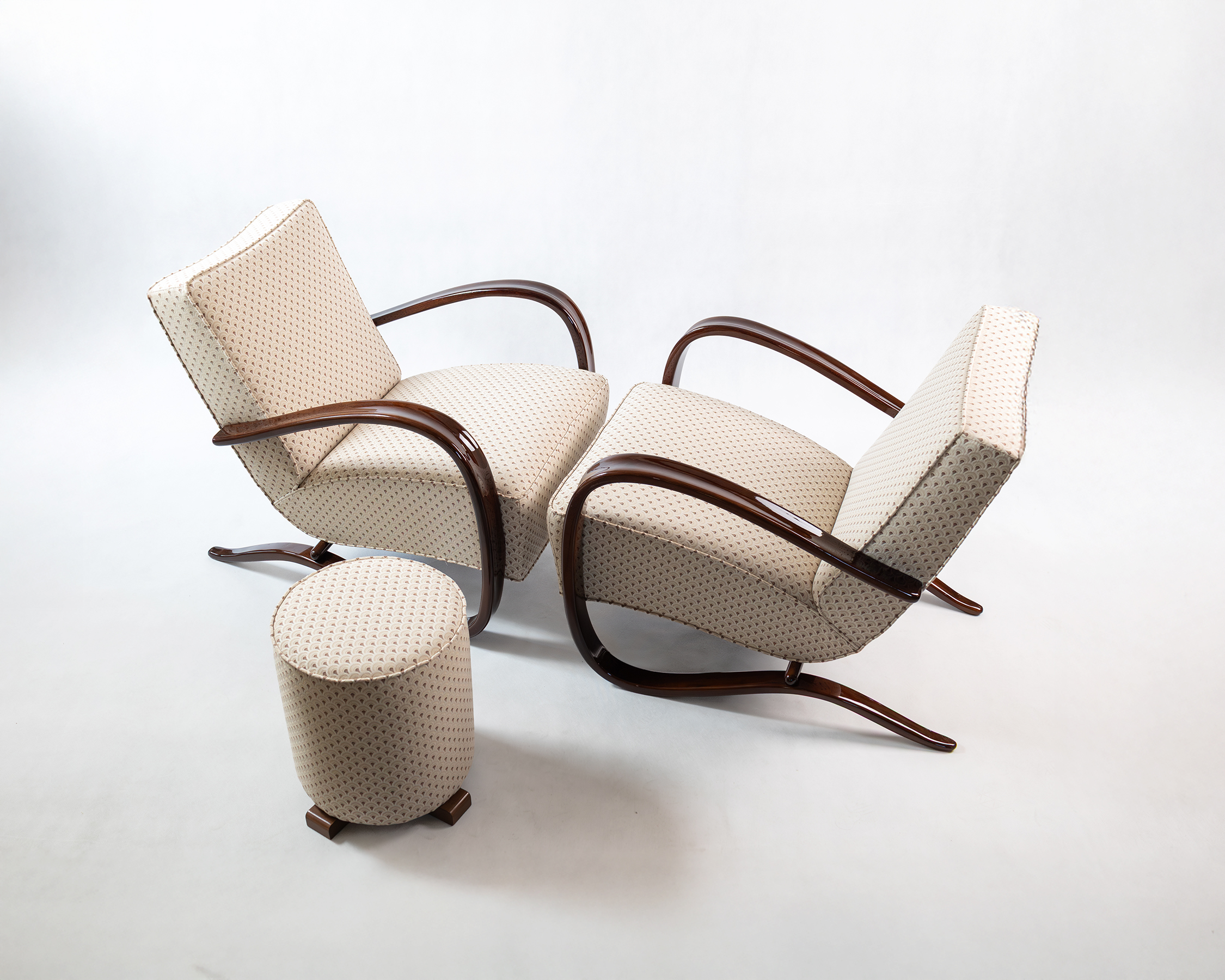 KŘESLA H-269-UP ZÁVODY-J. HALABALA