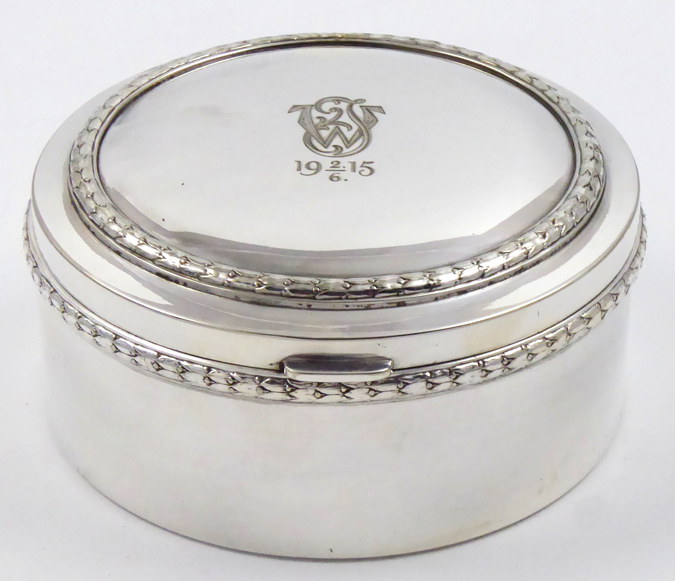 Stříbřená dóza – Arthur Krupp, Berndorf