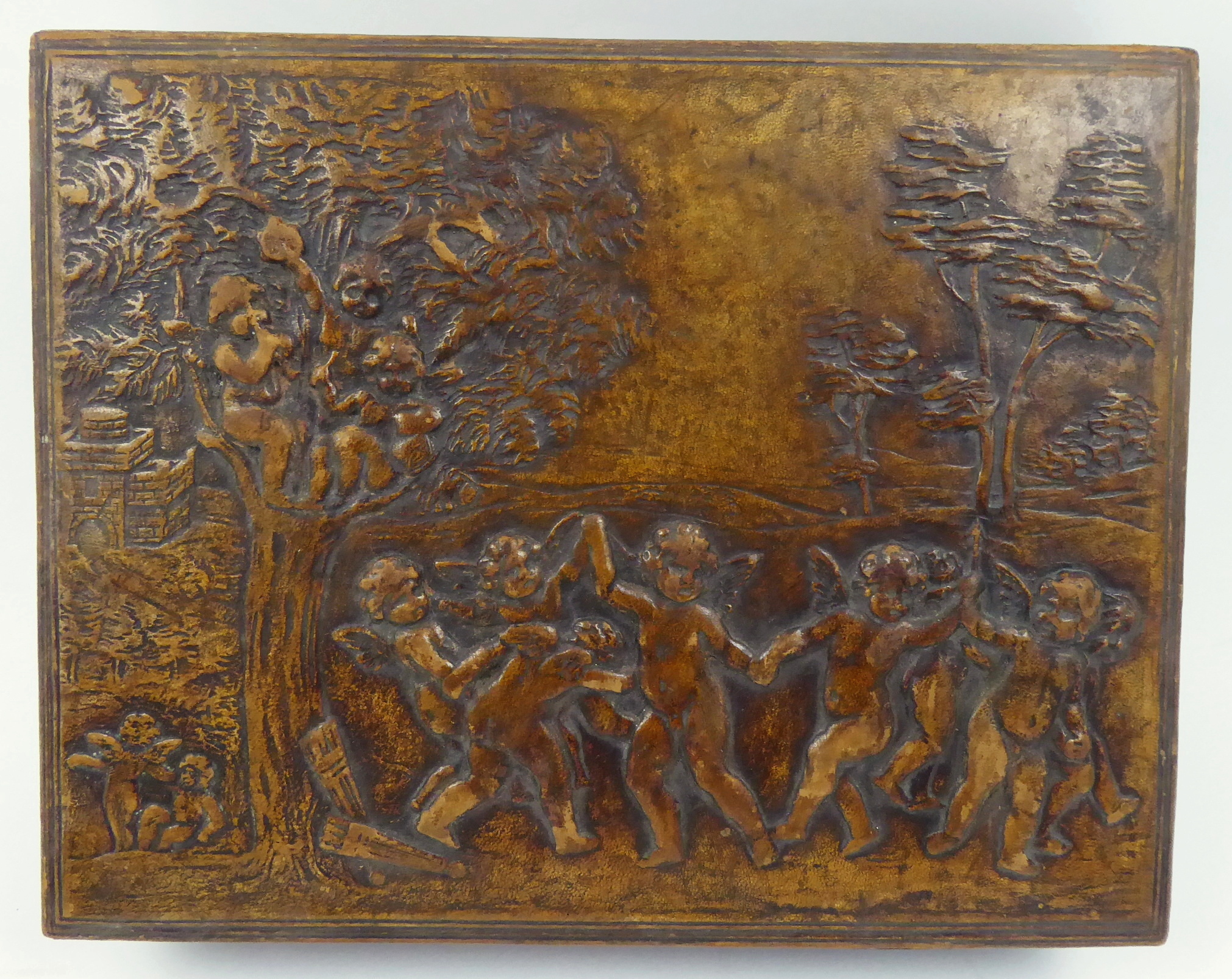 Kožená kazeta s tancujícími andílky