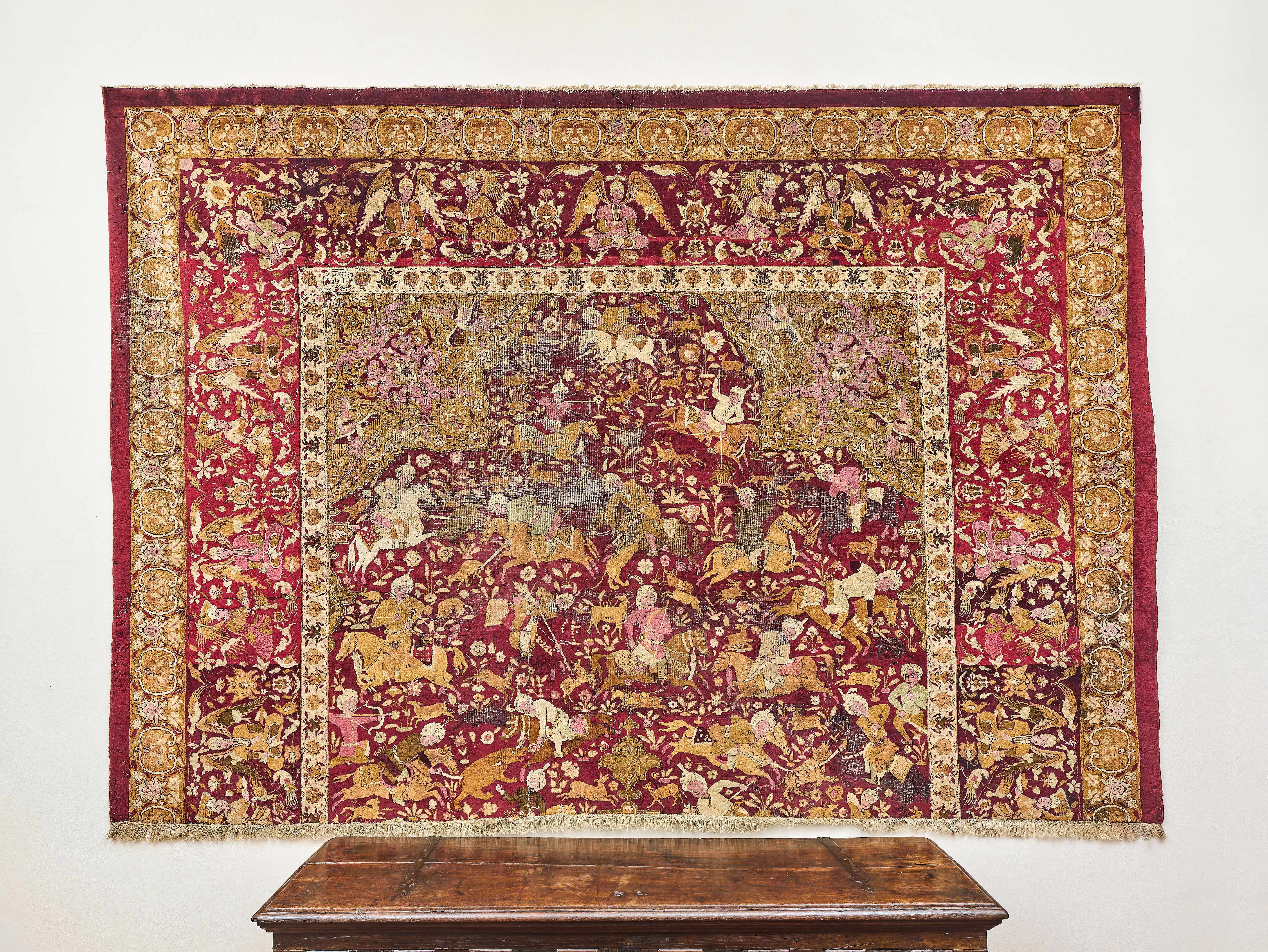 Sběratelský starožitný koberec Tabriz z 18. stolet