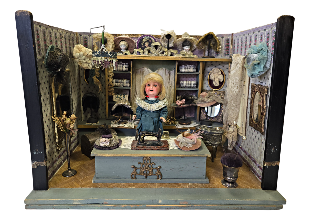 Dětský muzejní pokojíček „modistka“