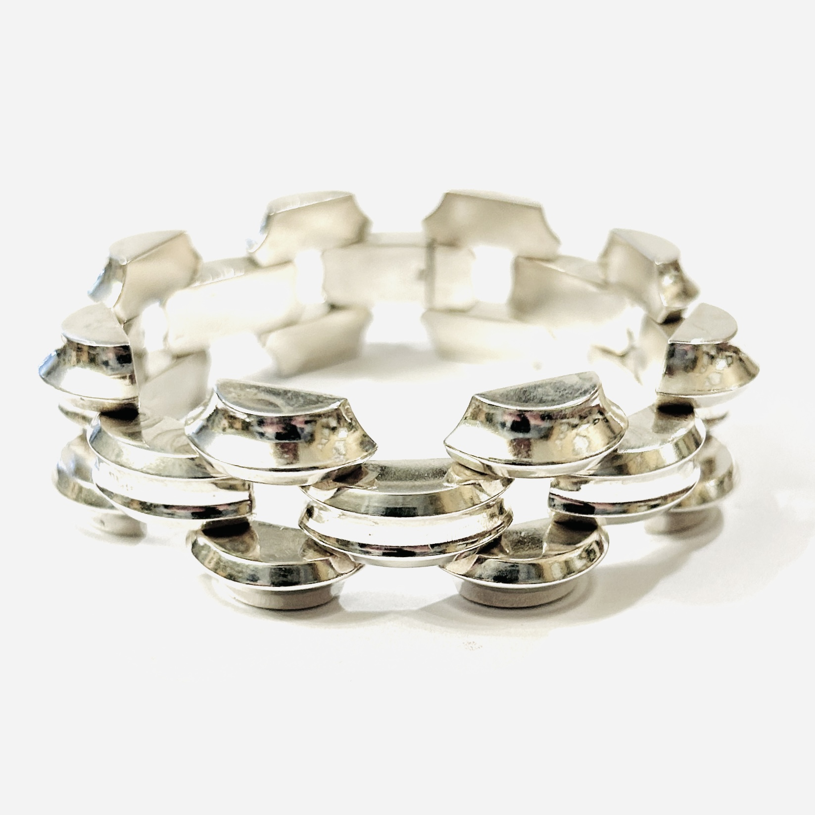 Stříbrný art-deco článkový náramek