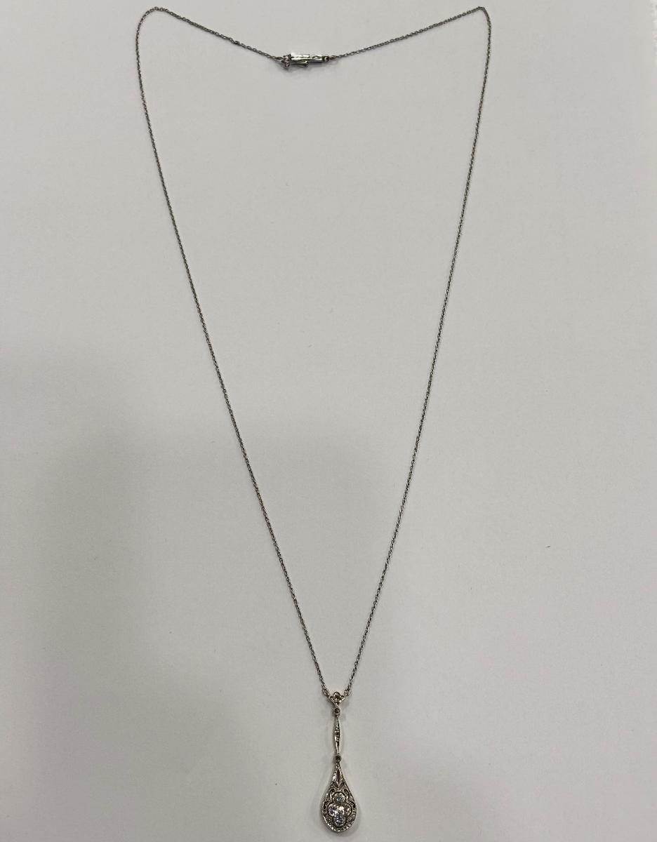 Zlatý Art Deco náhrdelník s brilianty