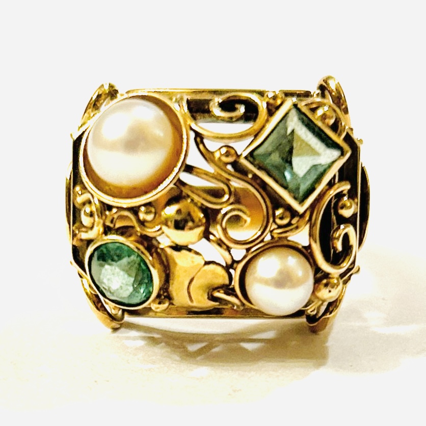 Zlatý starožitný autorský prsten s turmalíny a perlami