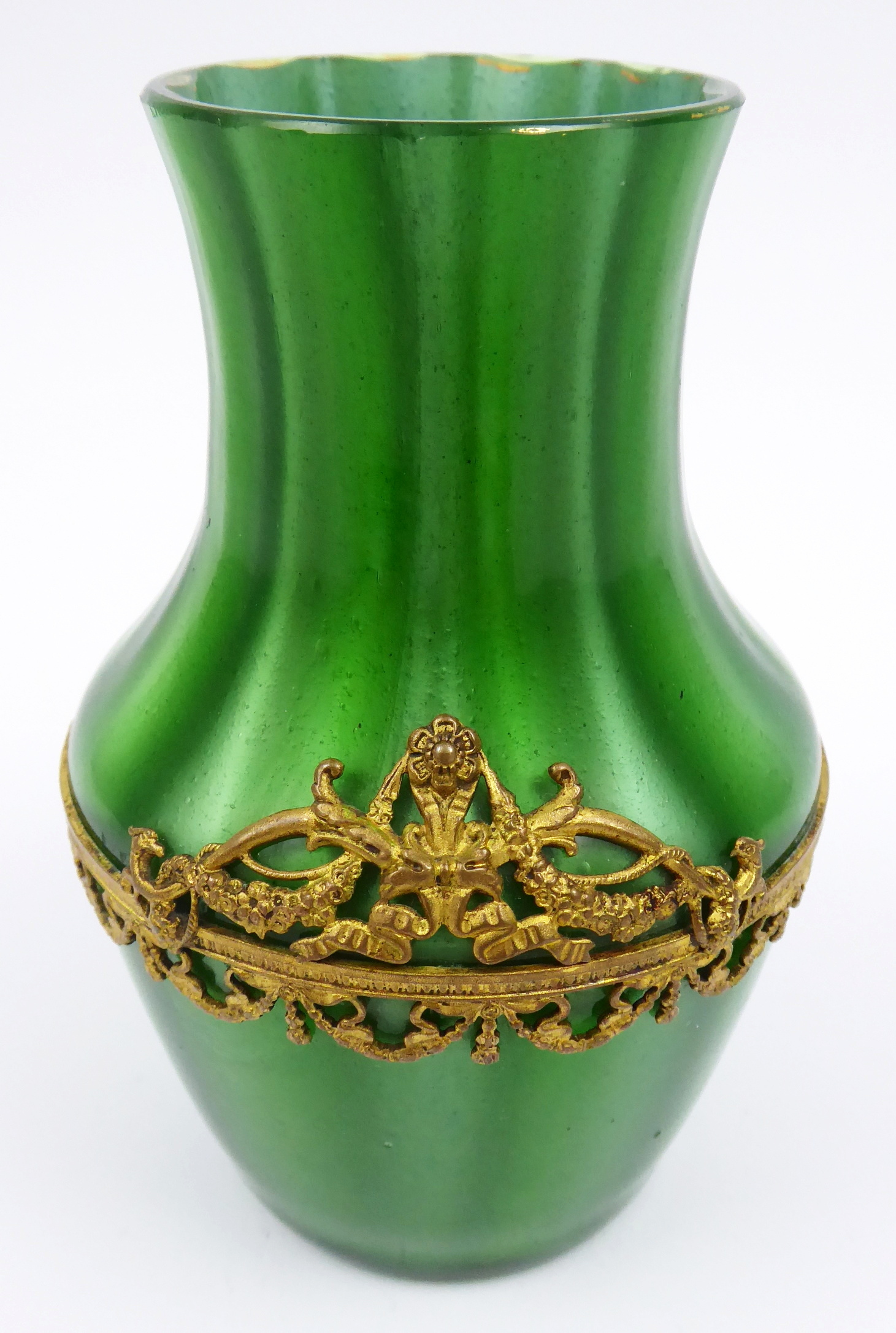 Secesní vázička Loetz – dekor Green Metallin